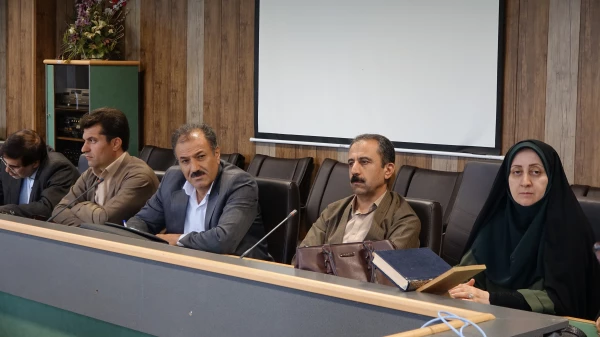 جلسه عمومی گروه های آموزشی دانشگاه فرهنگیان کردستان برگزار شد ؛

با محوریت بررسی مسائل کارورزی در پردیس ها و مدارس 4