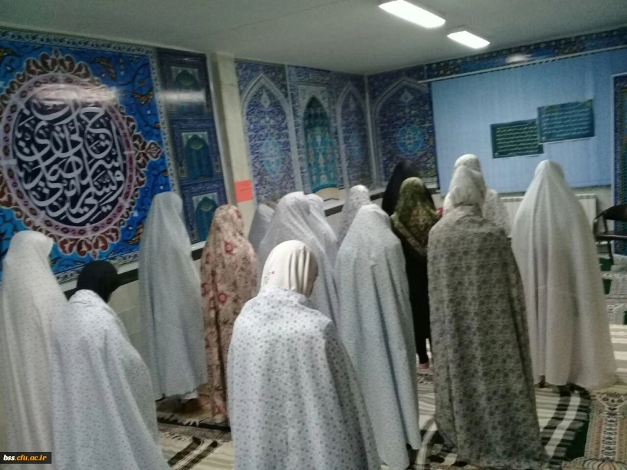 به مناسبت ماه مبارک رمضان در نمازخانه پردیس  برگزار می شود

نماز جماعت تراویح به امامت خانم ابراهیمی 3