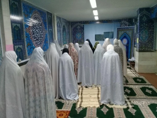 به مناسبت ماه مبارک رمضان در نمازخانه پردیس  برگزار می شود

نماز جماعت تراویح به امامت خانم ابراهیمی 6