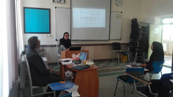 جلسه دفاع از کارورزی 4 پردیس بنت الهدی برگزار گردید.  3