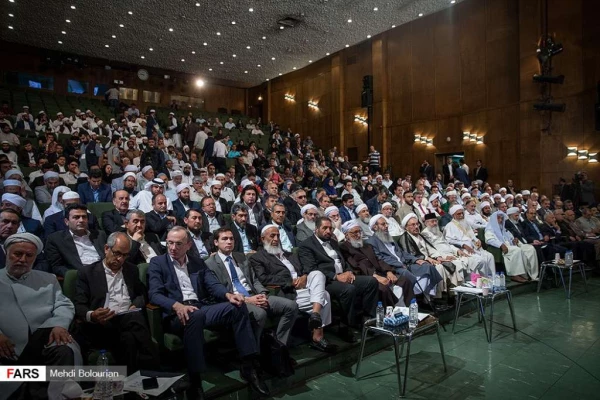 در دانشگاه تهران برگزار شد؛

حضور دکتر معروفی در نخستین کنفرانس بین المللی ظرفیت های راهبردی آموزه های اسلام در تحقق همزیستی مسالمت آمیز 3