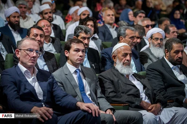 در دانشگاه تهران برگزار شد؛

حضور دکتر معروفی در نخستین کنفرانس بین المللی ظرفیت های راهبردی آموزه های اسلام در تحقق همزیستی مسالمت آمیز 4