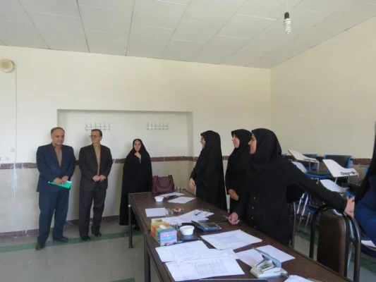 بازدید دکتر معروفی از روند برگزاری مصاحبه دواطلبان ورود به دانشگاه فرهنگیان کردستان 4