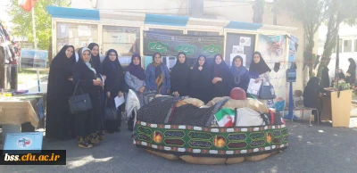 آذین بندی پردیس به مناسبت هفته دفاع مقدس