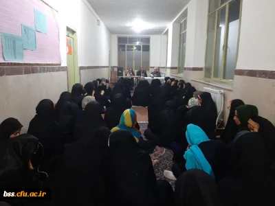 جلسه پرسش و پاسخ دانشجویان با مسئولین مدیریت استانی