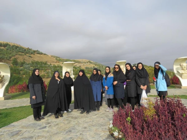 حوزه معاونت دانشجویی پردیس بنت الهدی صدر سنندج به مناسبت هفته تربیت بدنی  برگزار کرد:

همایش پیاده روی 2