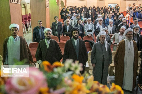 همایش «نقش استکبار در حمایت از جریان های افراطی تکفیری و راهکارهای مقابله با آن» در سنندج  3