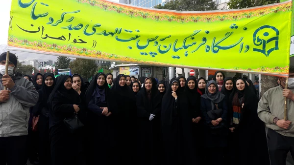 حماسه حضور پردیس بنت الهدی صدر سنندج در لبیک به ندای رهبری 3