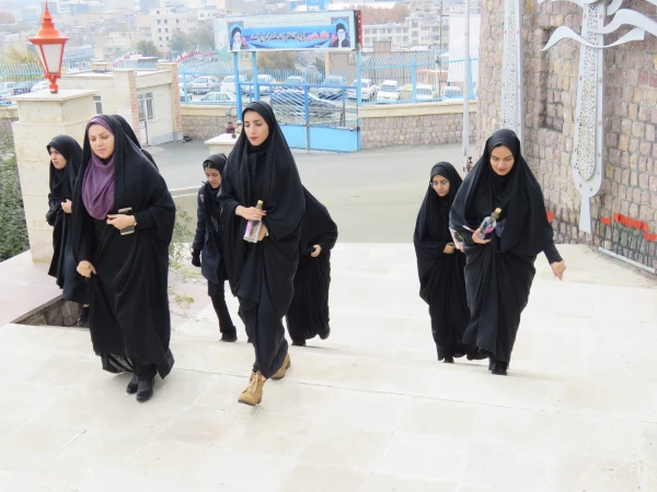 زیارت مزار شهدا 11