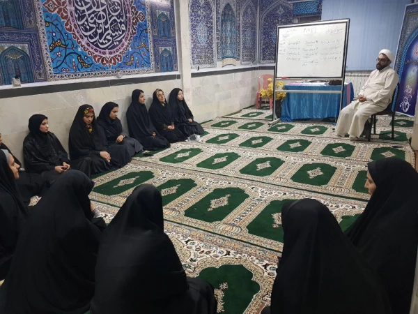 نشست هم اندیشی دبیران و فعالان فرهنگی و دانشجویی 7