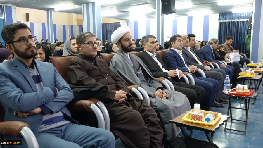 مراسم با شکوه  روز دانشجو در پردیس بنت الهدی صدر برگزار گردید 6