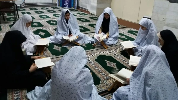 برگزاری دوشنبه های قرآنی 3