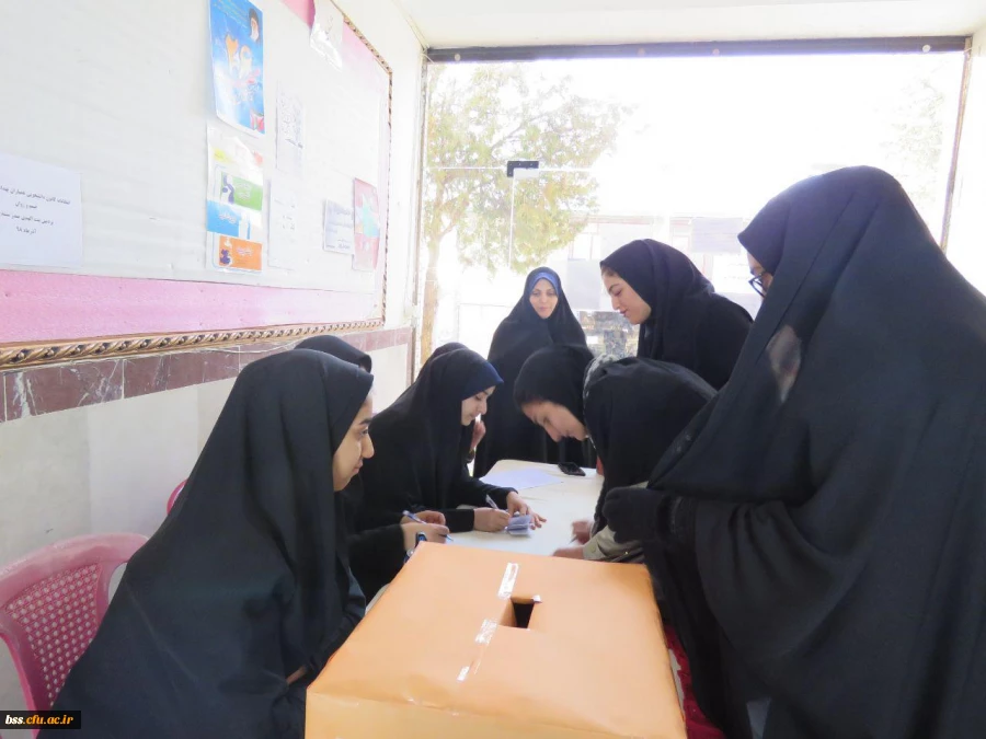 انتخابات کانون دانشجویی همیاران بهداشت و سلامت جسم و روان 33