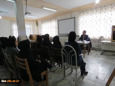 تحلیل و بررسی شاهنامه کرد ی توسط دکتر نقشبندی در هفته پژوهش 