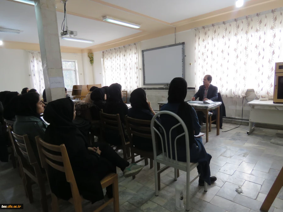 تحلیل و بررسی شاهنامه کرد توسط دکتر نقشبندی در هفته پژوهش  2