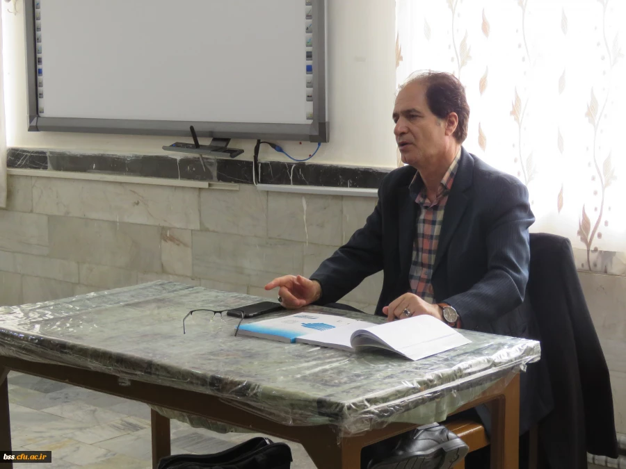 تحلیل و بررسی شاهنامه کرد توسط دکتر نقشبندی در هفته پژوهش  4