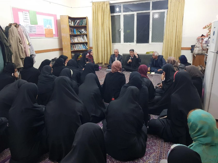 بازدید دکتر معروفی از سراهای دانشجویی پردیس بنت الهدی صدر سنندج 12