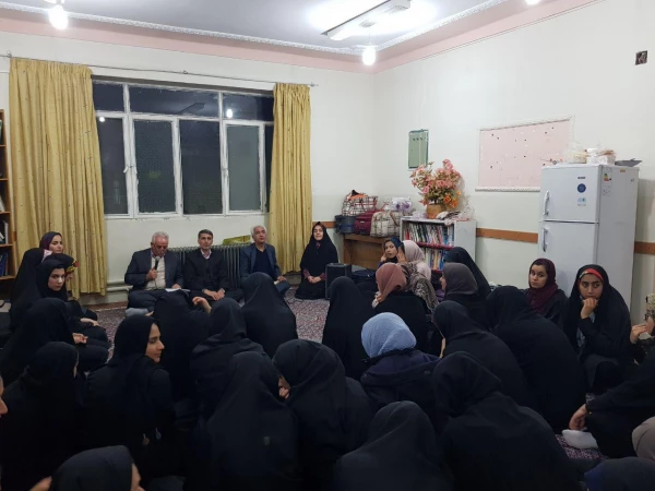 بازدید دکتر معروفی از سراهای دانشجویی پردیس بنت الهدی صدر سنندج 18