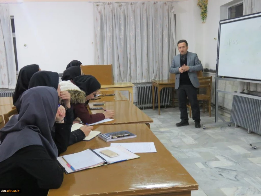 به مناسبت هفته پژوهش برگزار شد:

 آموزش نرم افزار spss با تدریس دکتر رحمانی 2