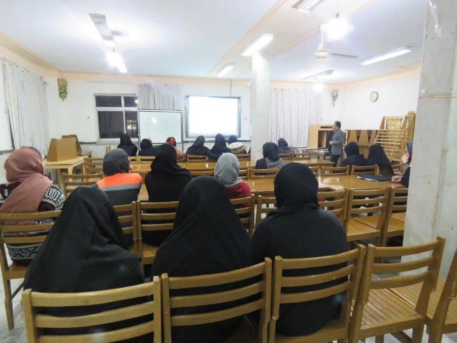 کارگاه spss با ارائه دکتر رحمانی 5