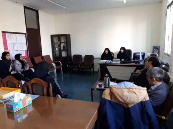 جلسه همیاران جوان آموزش 4