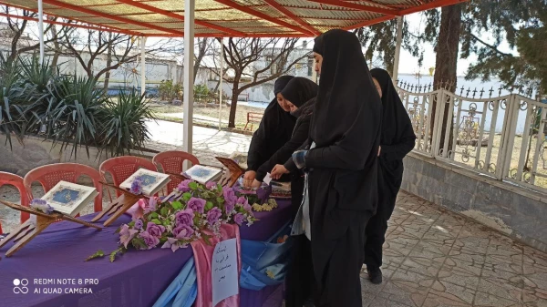 به مناسبت پیروزی شکوهمند انقلاب اسلامی ایستگاه قرآنی و ایستگاه صلواتی  4