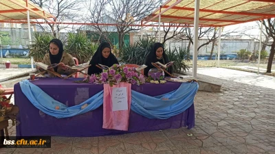 به همت کانون نماز و نیایش، حجاب و عفاف و قرآن و عترت برگزار گردید

به مناسبت پیروزی شکوهمند انقلاب اسلامی و اربعین سردار سلیمانی ایستگاه قرآنی و ایستگاه صلواتی 