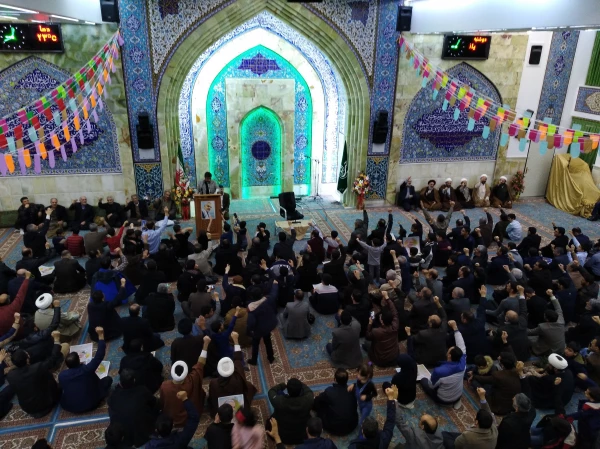  مراسم بزرگداشت و روز چهلم شهادت سردار دل ها
 3