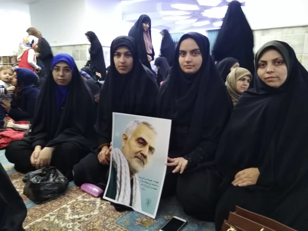  مراسم بزرگداشت و روز چهلم شهادت سردار دل ها
 5