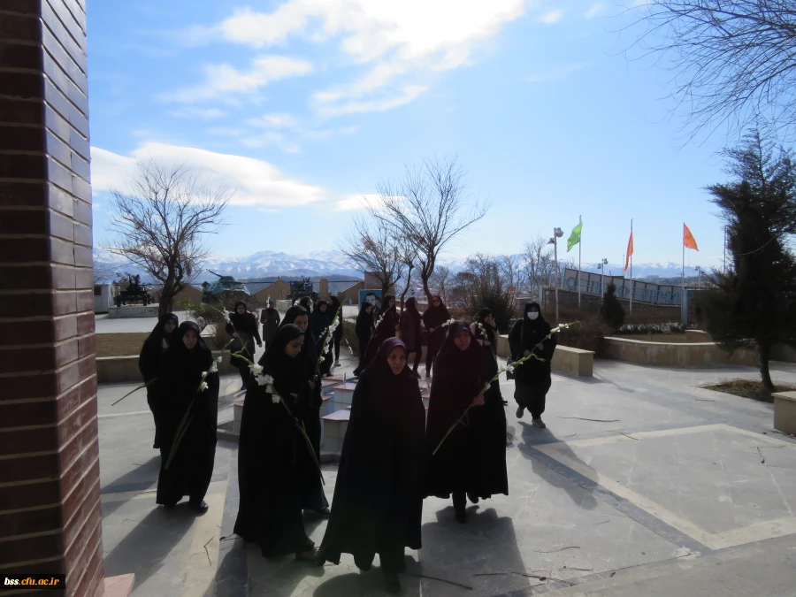 عطرافشانی و غبار روبی مزار شهدا 3