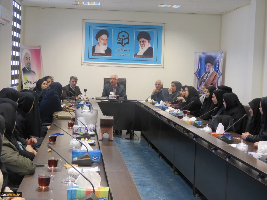 دیدار دکتر معروفی با دانشجو معلمان پردیس بنت الهدی صدر به مناسبت روز زن  2