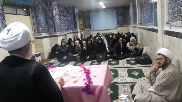 کارگاه نقش زن در سبک زندگی عصر حاضر 4