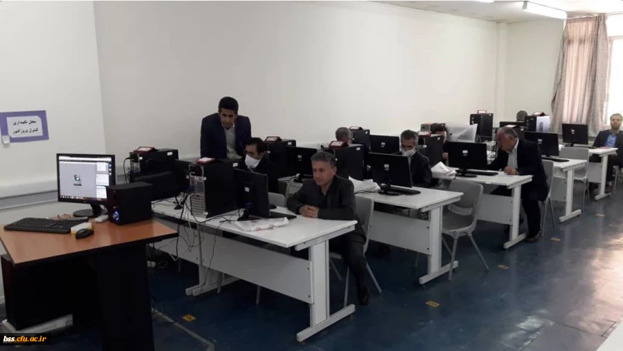 کارگاه آموزشی آشنایی اساتید با سامانه آنلاین آموزش 2