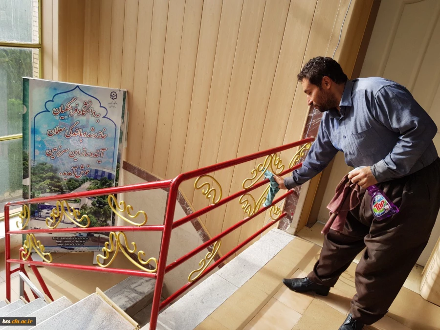 در هفته سراهای دانشجویی و به جهت پیشگیری از شیوع ویروس کرونا انجام پذیرفت؛

ضدعفونی سراهای دانشجویی و اماکن عمومی پردیس 12