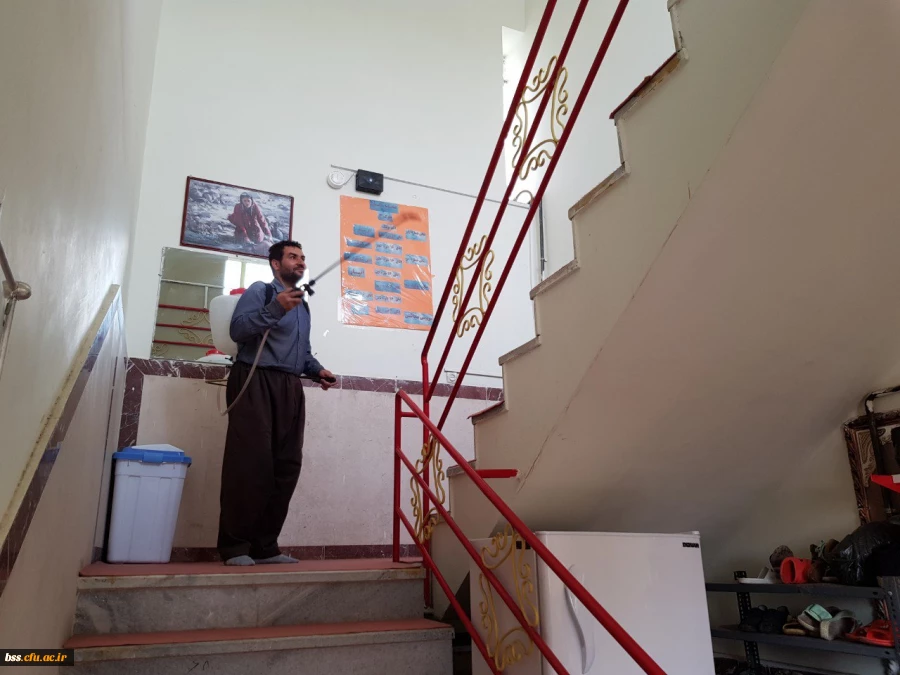 در هفته سراهای دانشجویی و به جهت پیشگیری از شیوع ویروس کرونا انجام پذیرفت؛

ضدعفونی سراهای دانشجویی و اماکن عمومی پردیس 15