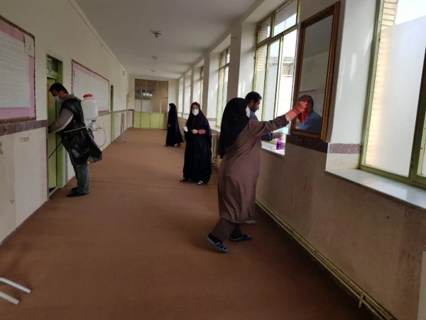 ضدعفونی سراهای دانشجویی و اماکن عمومی پردیس 18